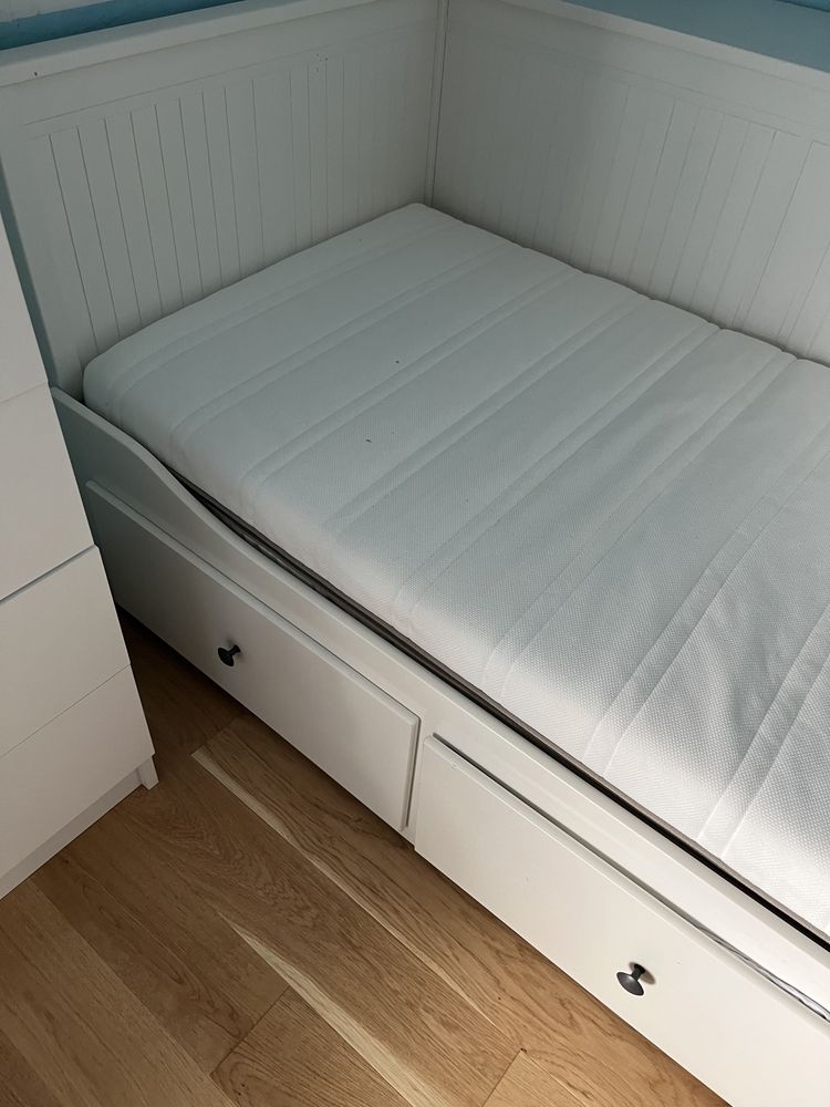 Łóżko ikea hemnes z pojemnikiem na 2 materac