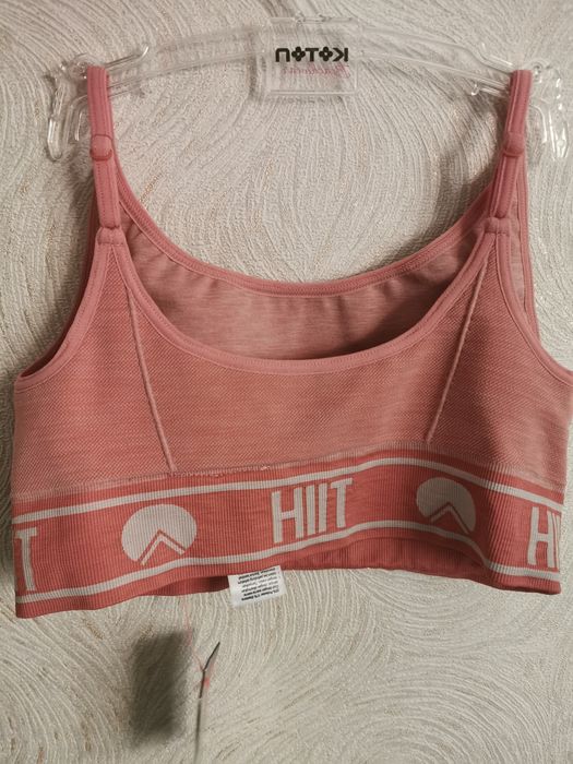 Спортивний топ HIIT