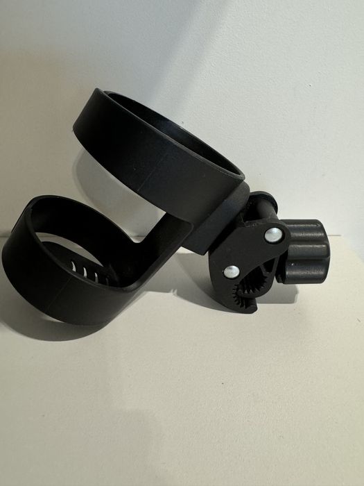 Універсальний тримач для пляшки/склянки