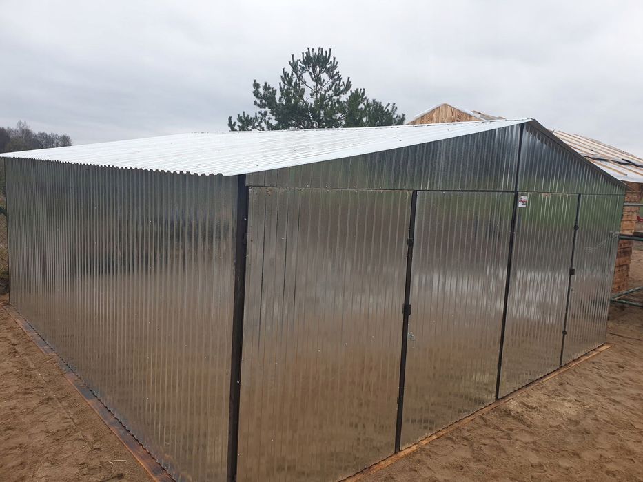 Garaż blaszany dwustanowiskowy 6x6 m - Dach dwuspadowy, Brama dwuskrzy