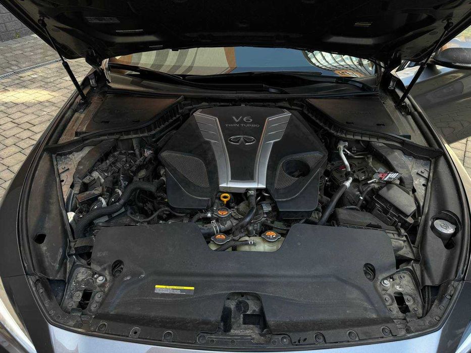 Infiniti Q50 2016 3.0