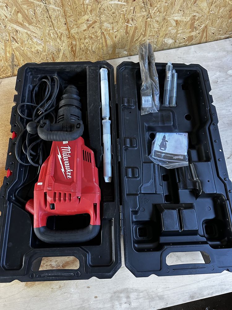 MILWAUKEE K1000S młot wyburzeniowy 10kg SDS - Max