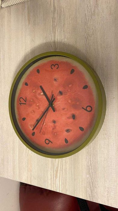 Уникальные НОВЫЕ Настенные Часы.