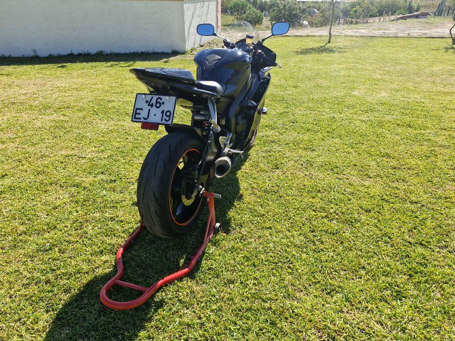 Yamaha yzf r6 Rj11
