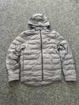 Куртка від фірми Fred Perry