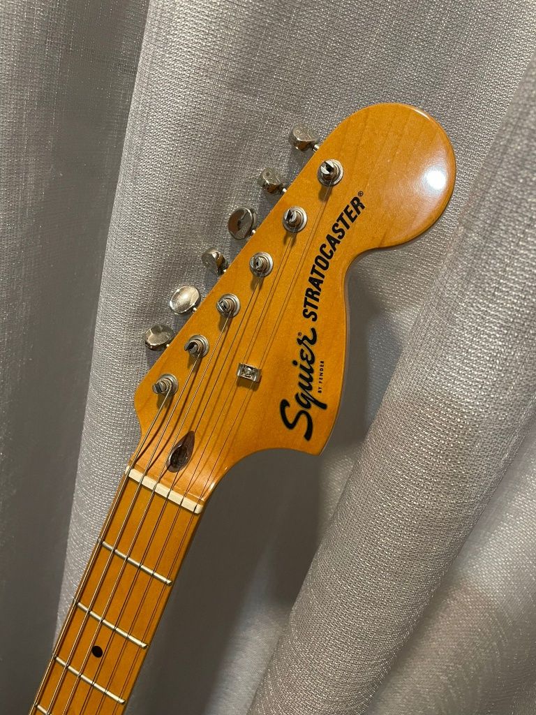 Guitarra Eléctrica Fender Squier