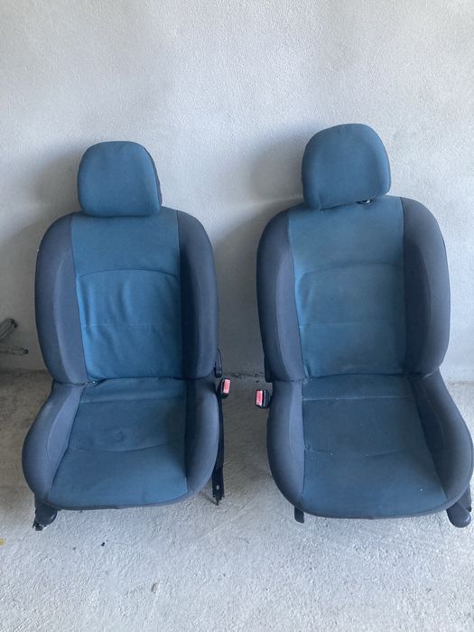 Bancos / estofos Renault Clio2