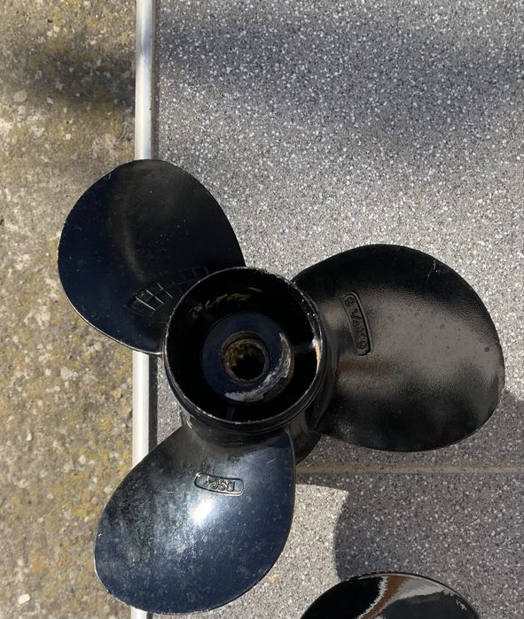 Оригінальний гвинт Suzuki DF 8, DF 9,9, DF 15, DF 20, DT 9,9, DT 15