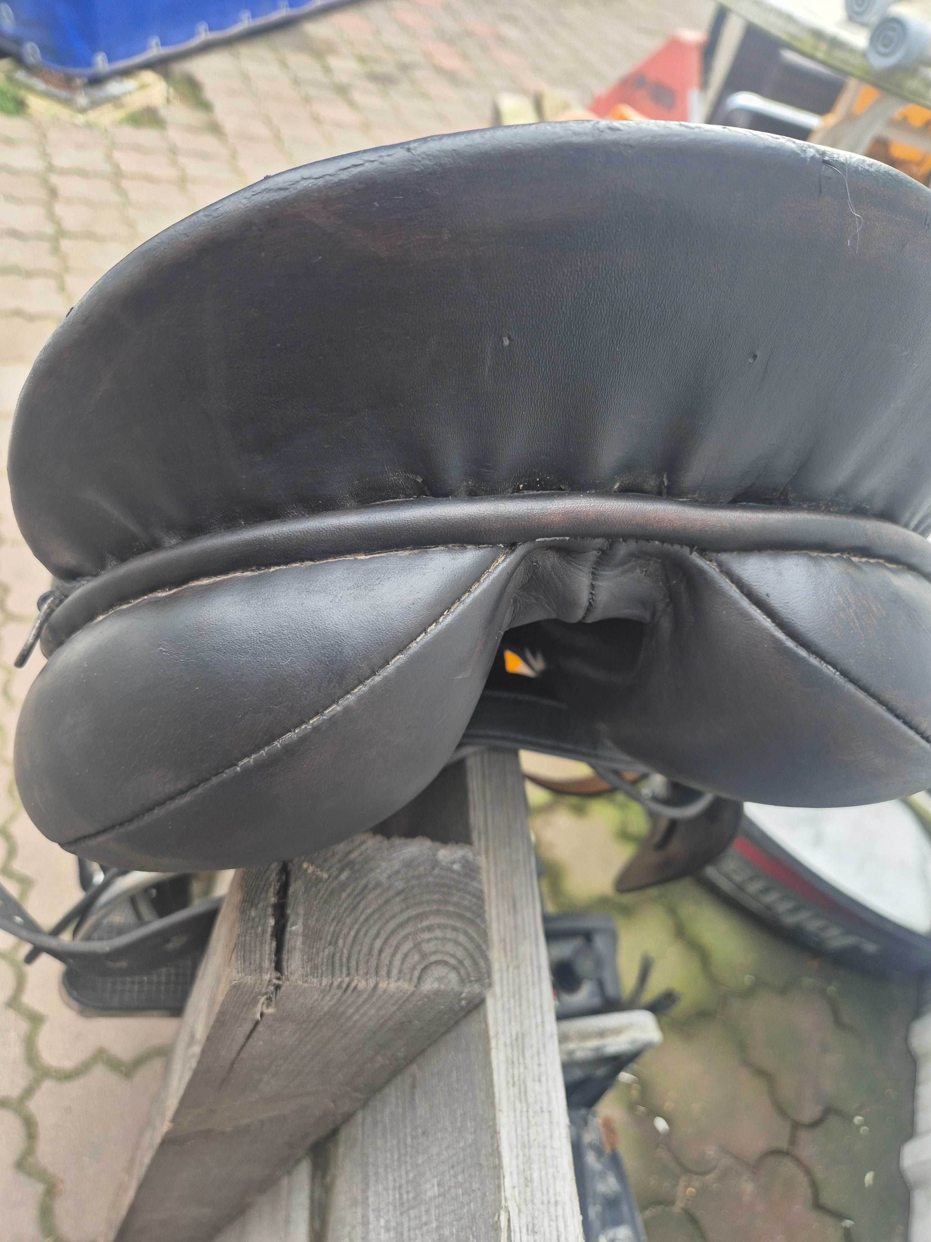 Siodło skokowe County Saddlery -  - 17,5