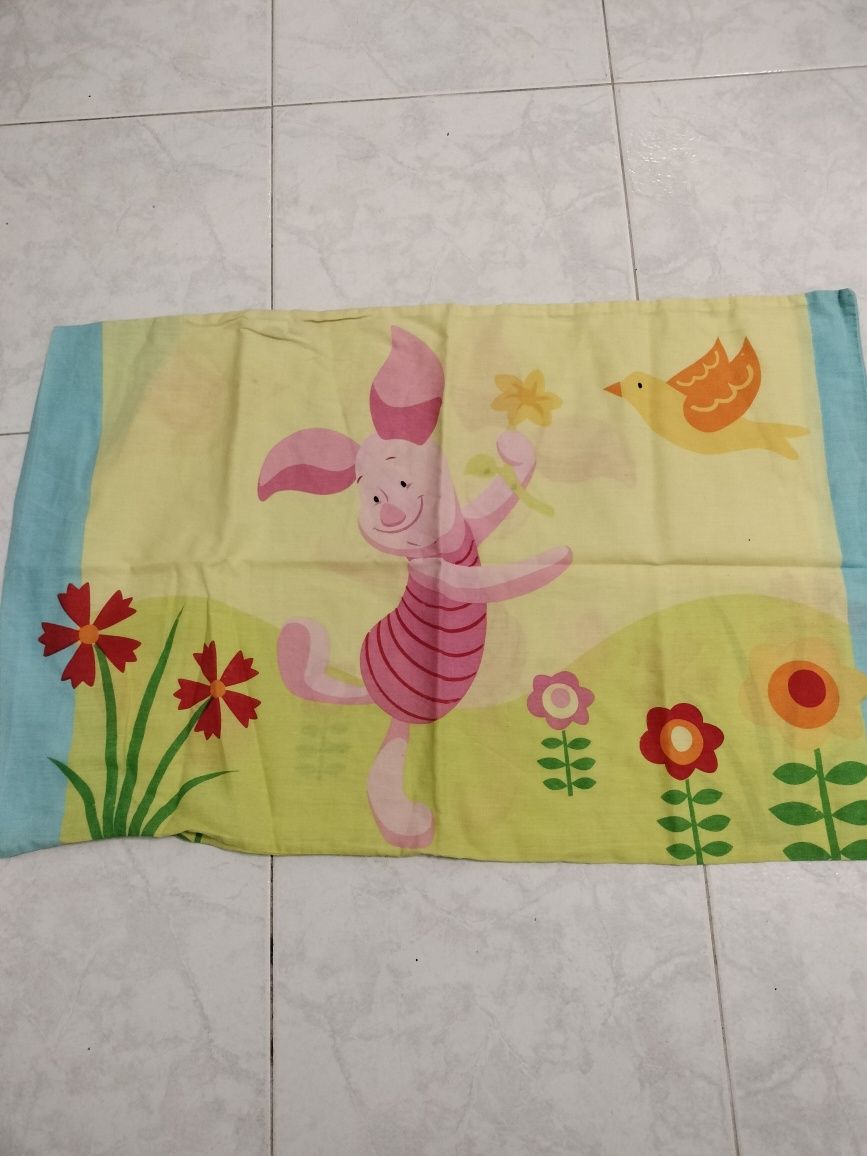 Capa de edredão e fronha do Pooh