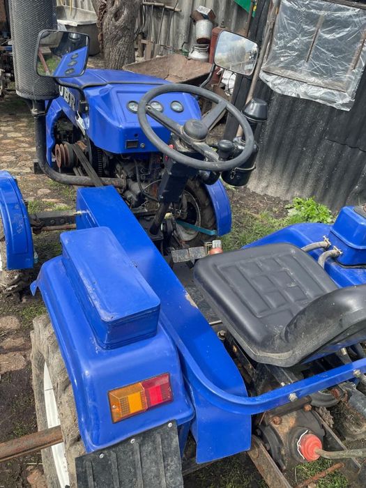 Міні трактор ZUBR