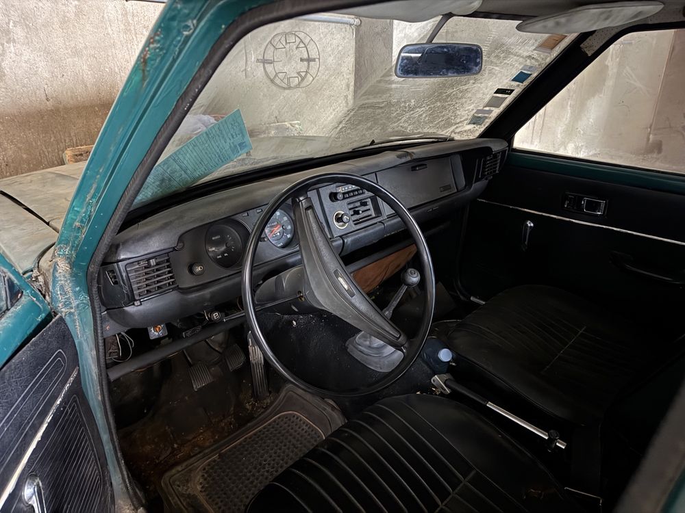 Toyota Corola EK20 Deluxe - para restauro