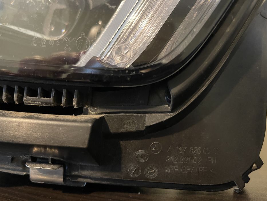 Sprzedam prawą lampę do Mercedesa GLE W167