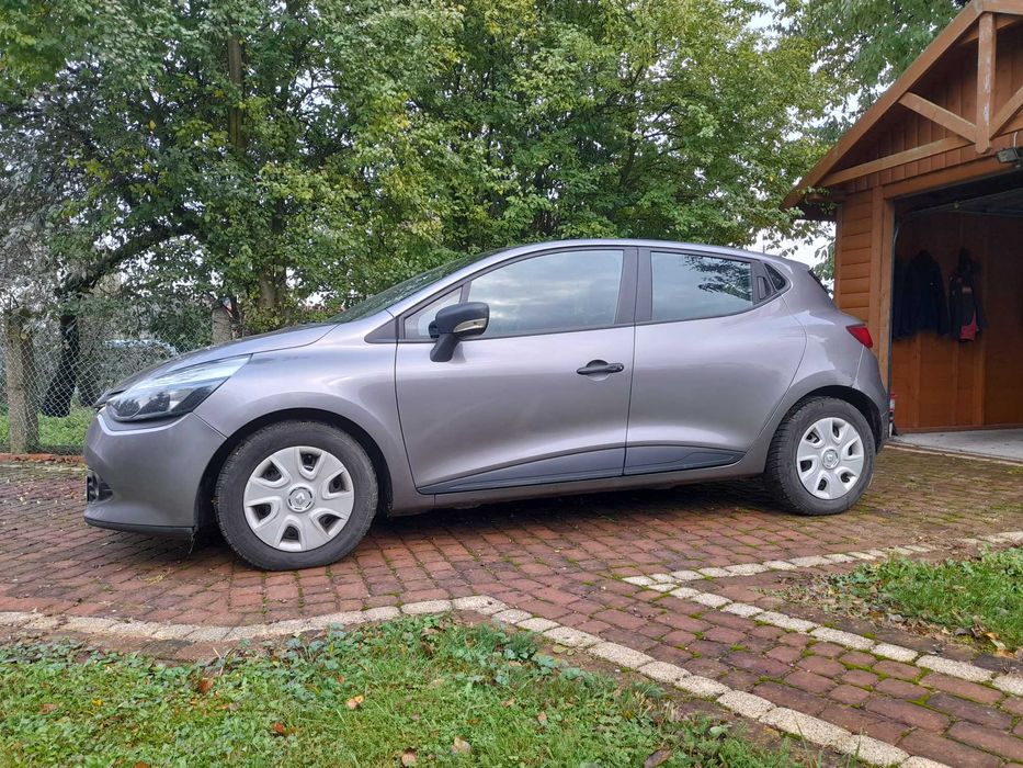 Renault clio przebieg 52750 km