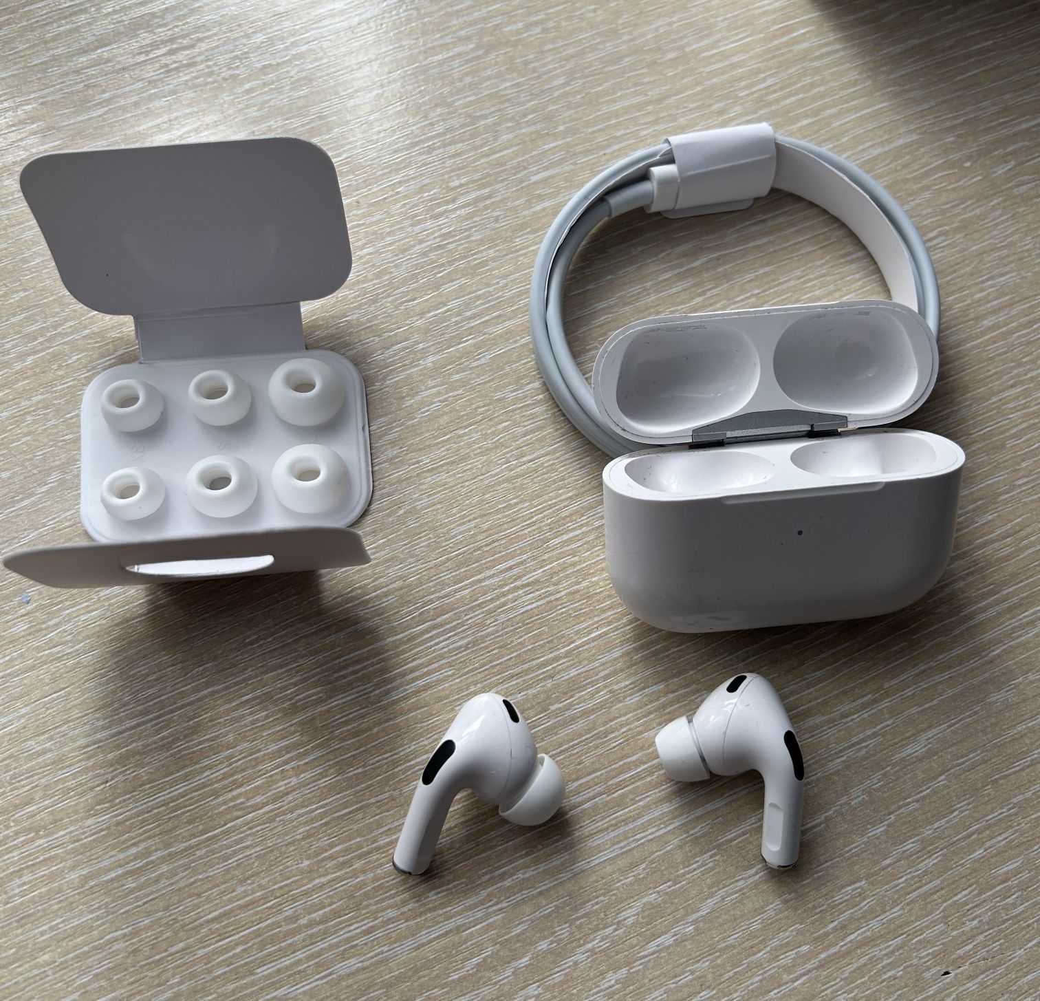 Słuchawki Apple air pods 2 pro