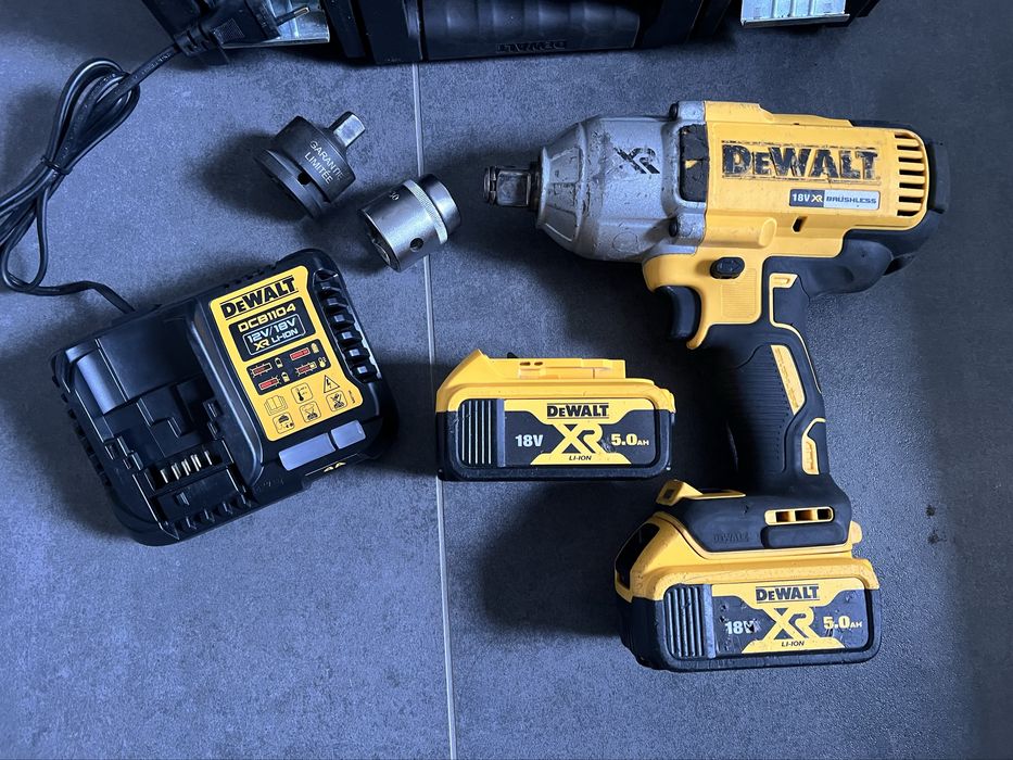 Безщітковий Акум.Гайковерт Dewalt DCF 897 NT