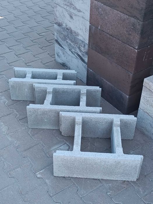 Опалубний блок опалубка незнімна фундаментна стінова несъемная цоколь