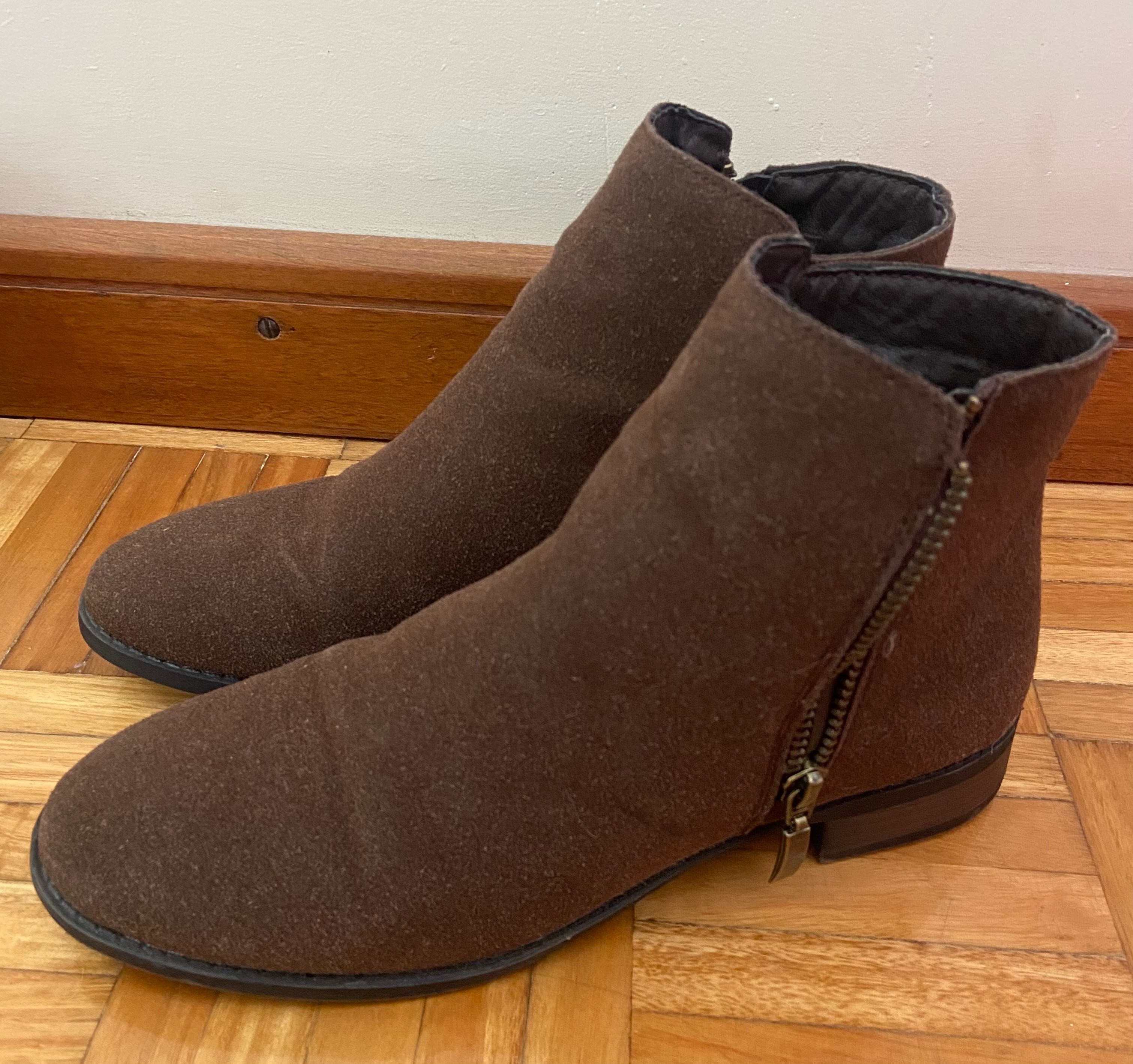 Botins castanhos