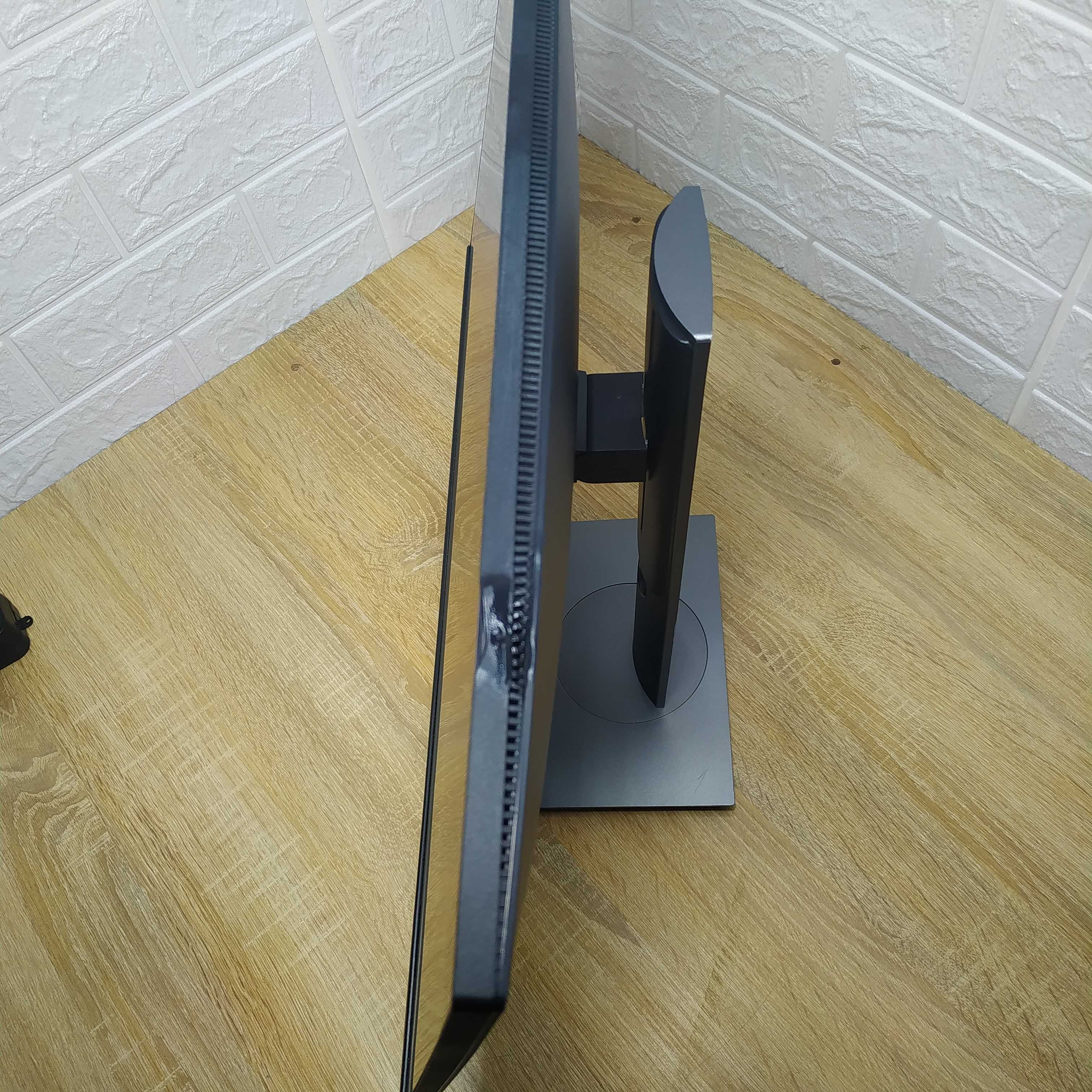 Монітор б/в 24" Dell P2419H (IPS / 1920x1080 / HDMI / DP / Безрамковий