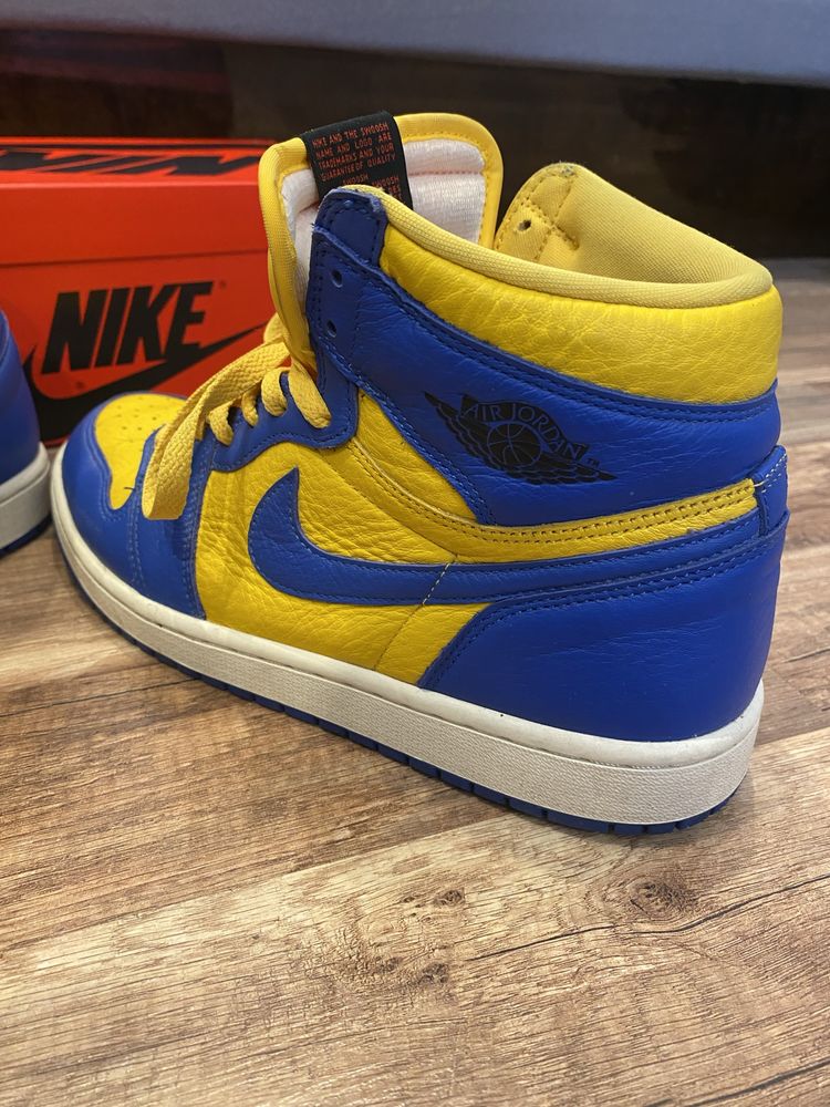 Nike Air Jordan 1 High Reverse Laney r.42