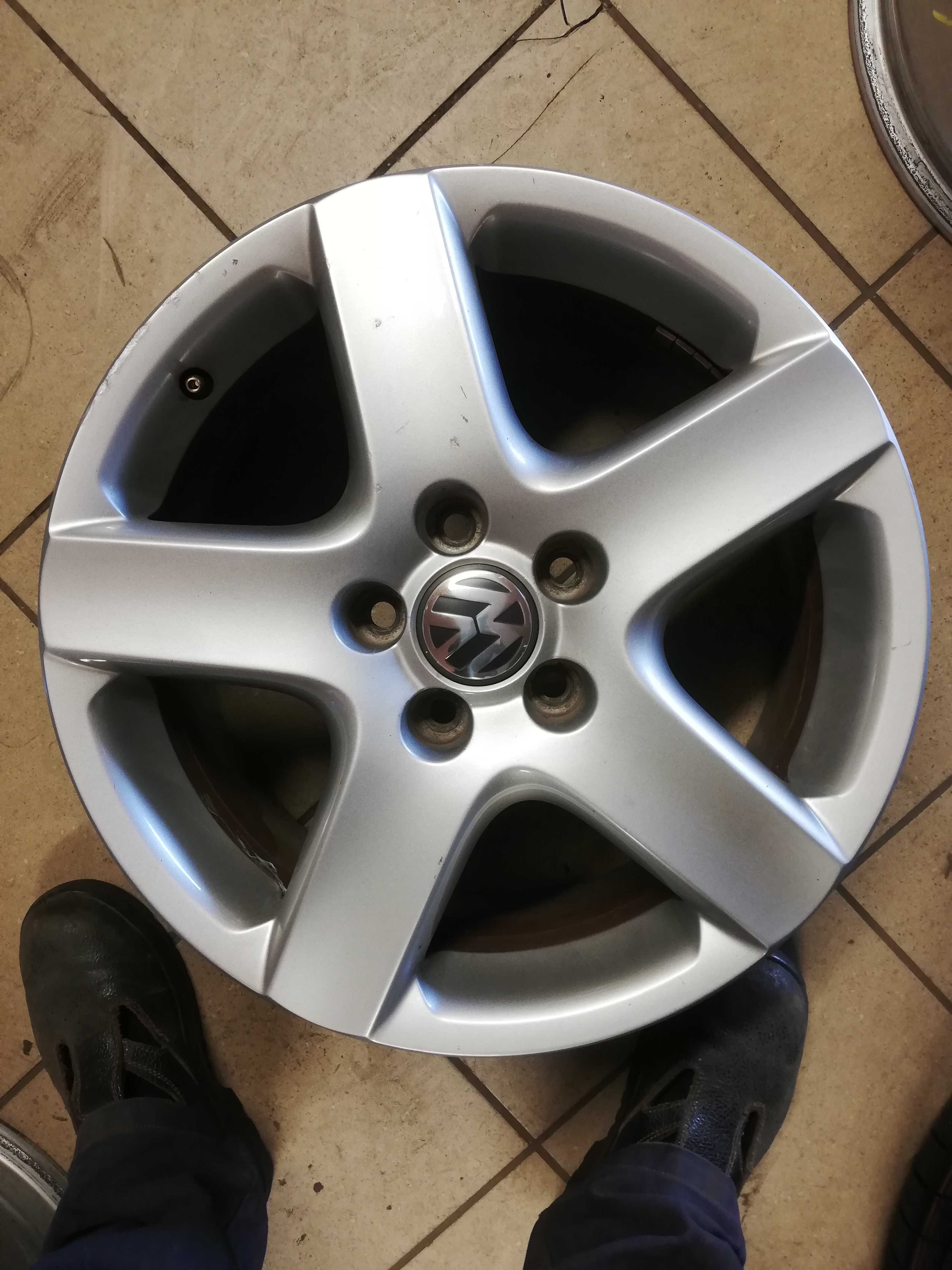 Oryginalne felgi VW 17" et54 7J