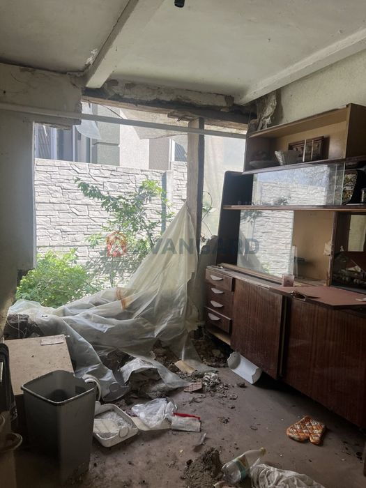 Продам ветхий домик с участком 13 соток в с.Любимовка, Приднепровск