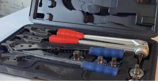 Коліно 90 ° (латунь) 16/16 мм  (707016)