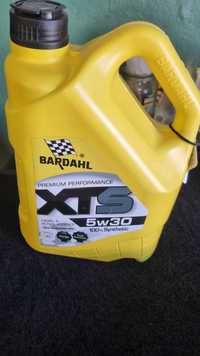 Моторна олива Bardahl XTS SAE 5w30 5л.