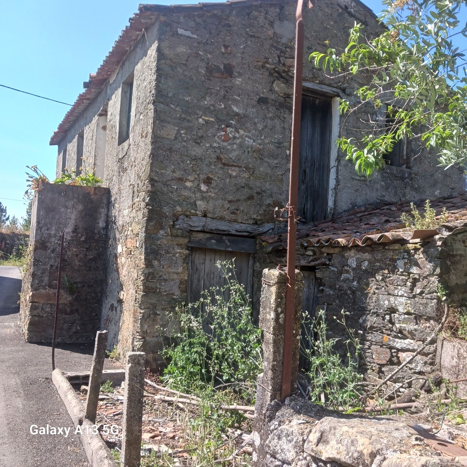 Casa para  reconstrução