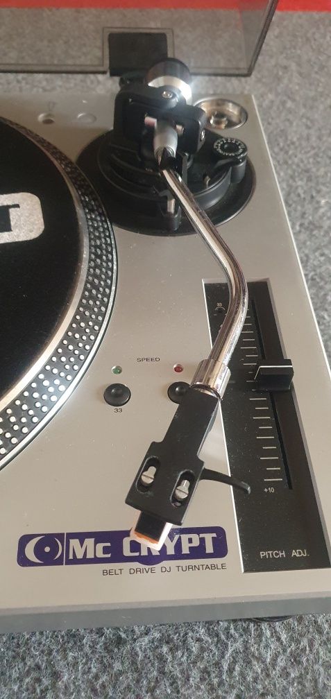 Mc crypt  belt driver dj turntable