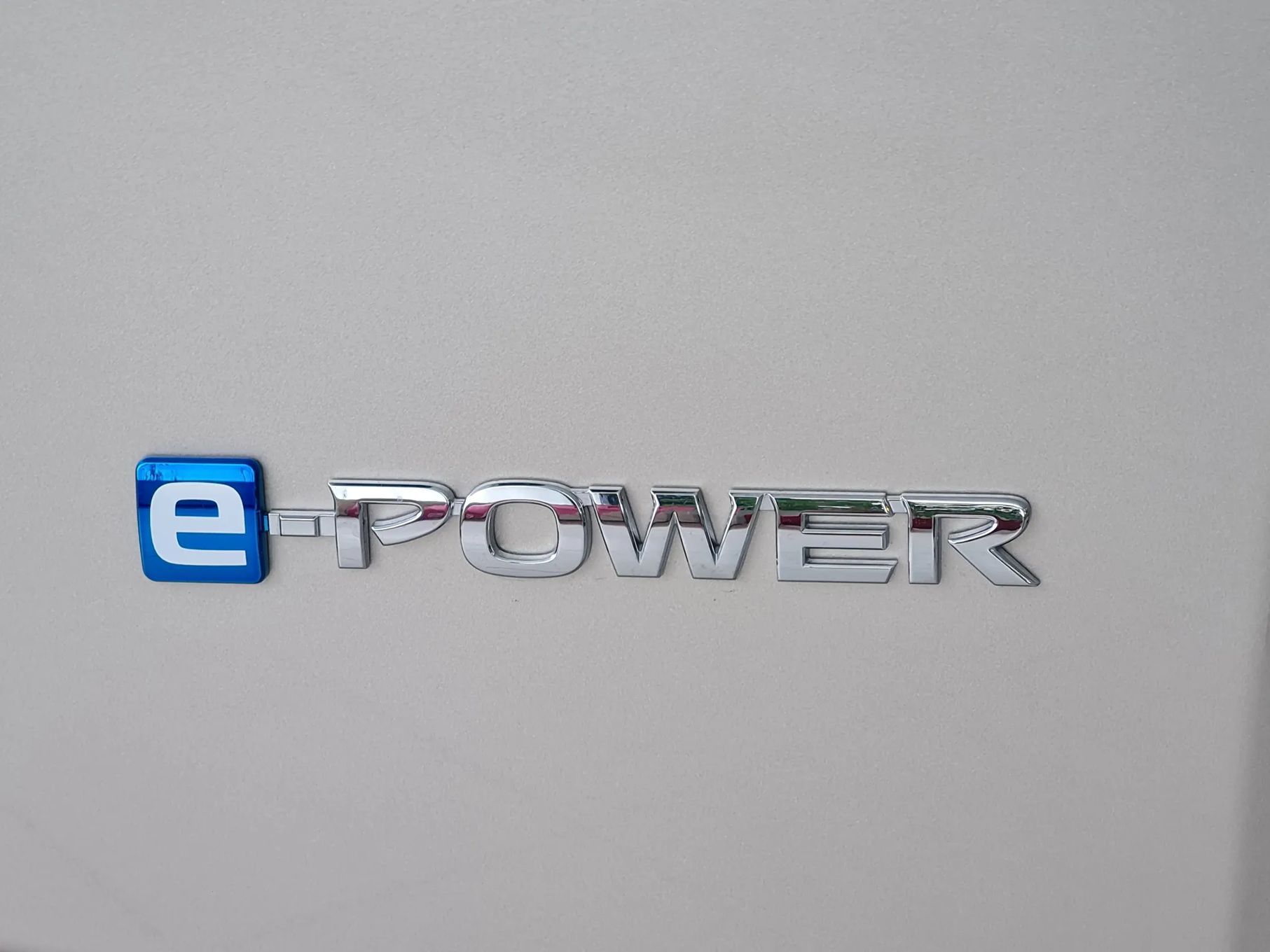 Nissan X-Trail X-trail e-POWER 213KM 4WD TEKNA+Pakiet Premium+20" 7-mio miejscowy