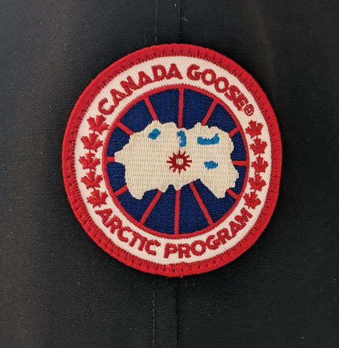Canada Goose Chilliwack bomber jacket L
