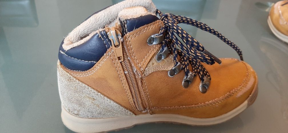 Buty zimowe CCC r.32