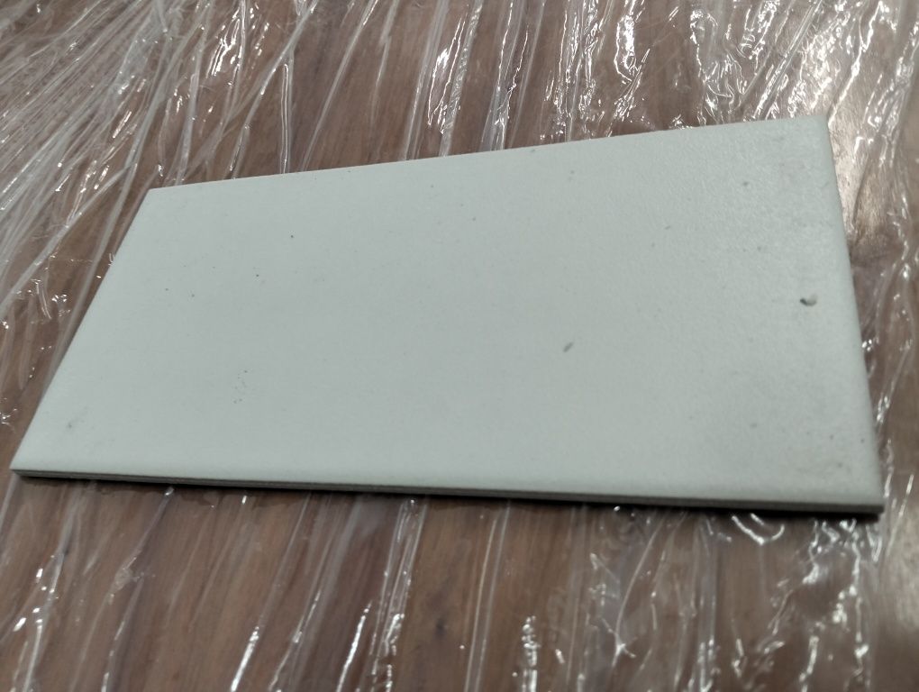 Vendo material cerâmico