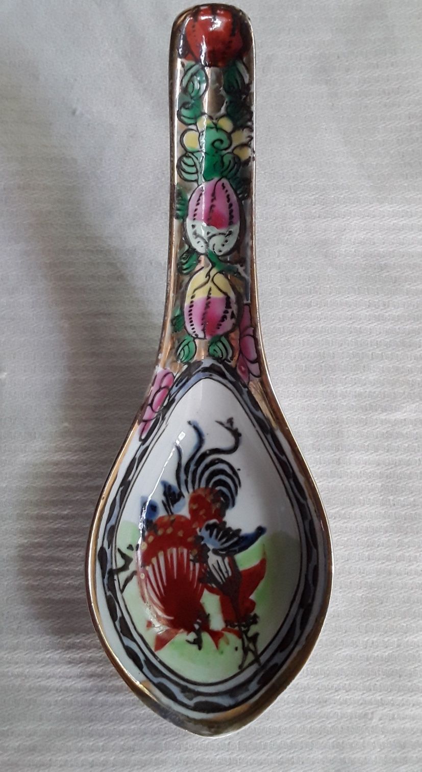 3 Peças em porcelana, made in Macau