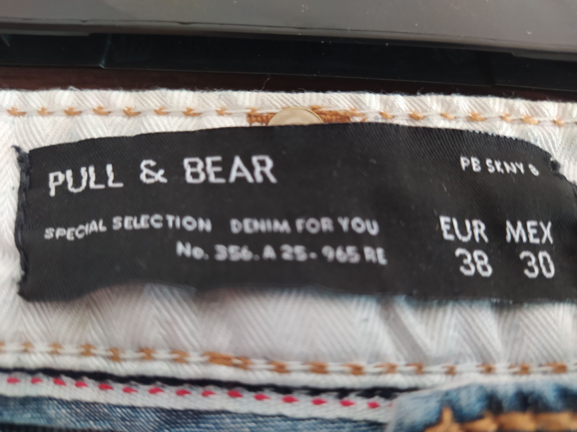 Spodnie jeans Pull & Bear roz EUR 38 MEX 30