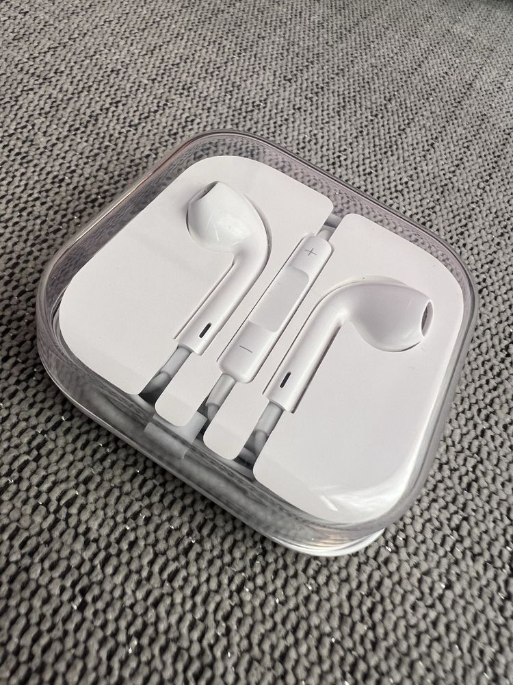 Навушники провідні Apple Earpods з lightning роз'ємом