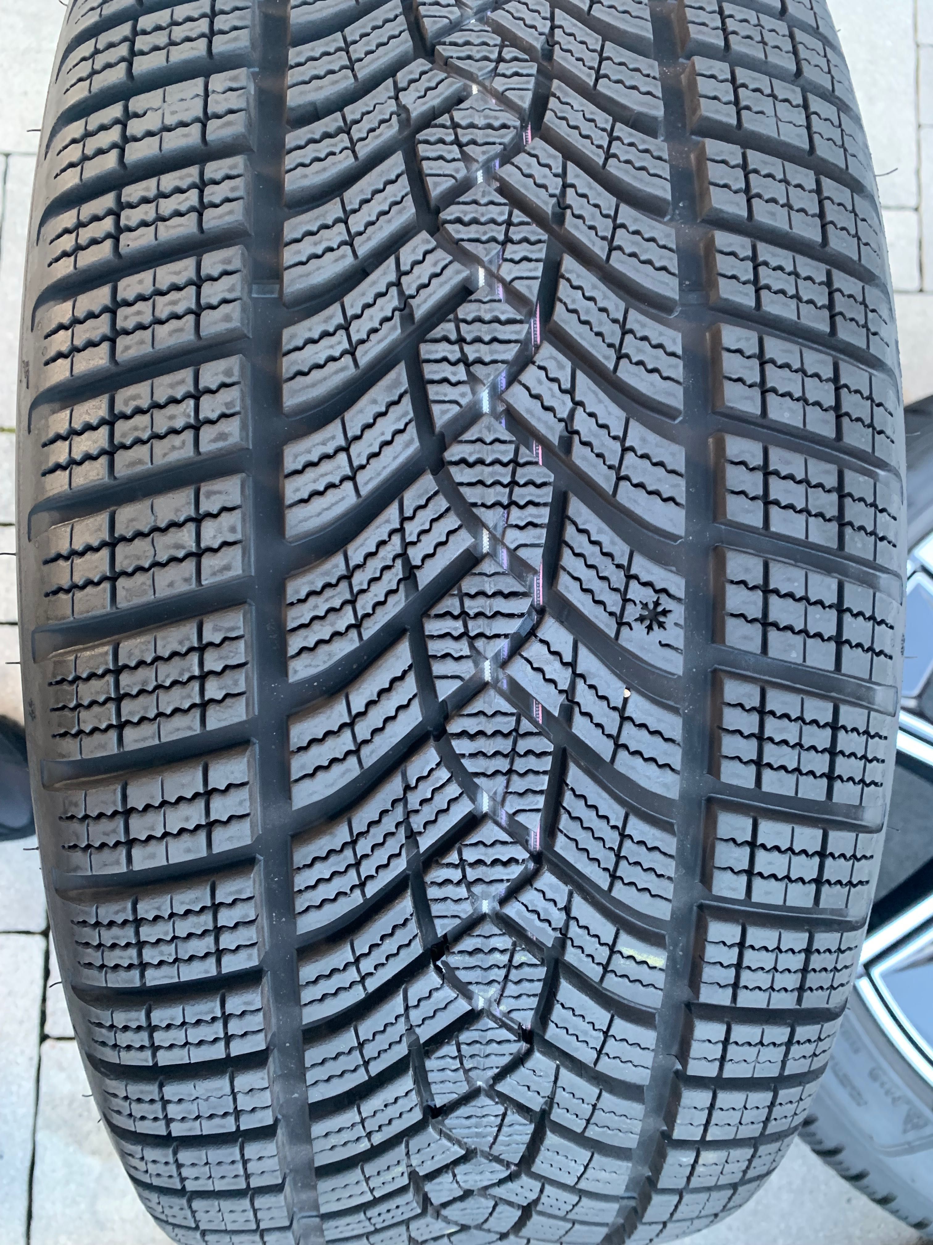 Диски шини BMW 245/45 R18 G20 G22 G23 G30 G26 G28