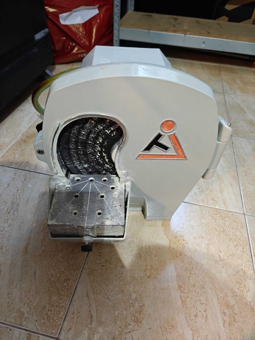 Obcinarka do gipsu JT-19