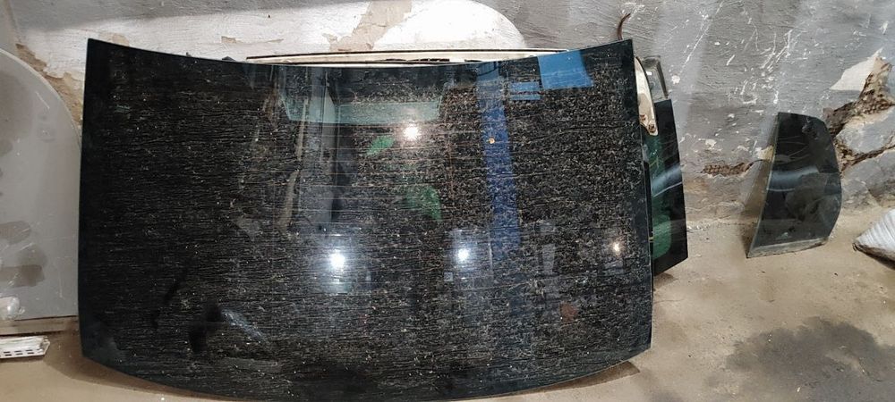 Скло заднє Фольксваген Пассат,Джетта, Ауди А8,А6 автоскло