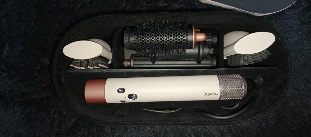 Dyson airwrap pudrowy róż