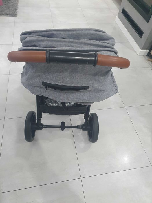 Wózek spacerowy Kinderkraft GRANDE PLUS szary