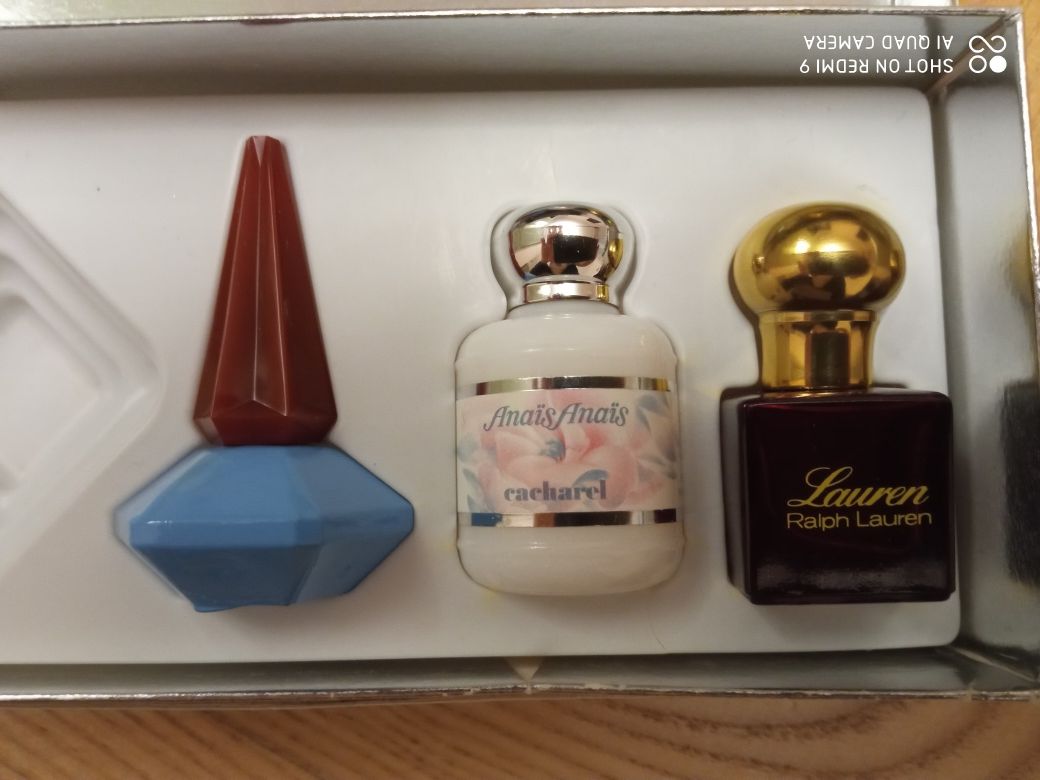 Perfumy miniaturki w zestawie