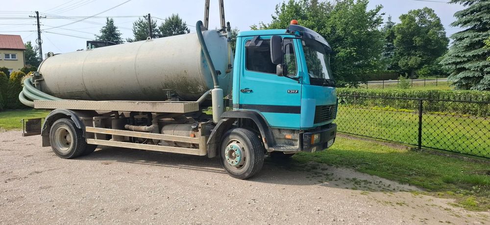 Mercedes-Benz 1317  Samochód specjalny