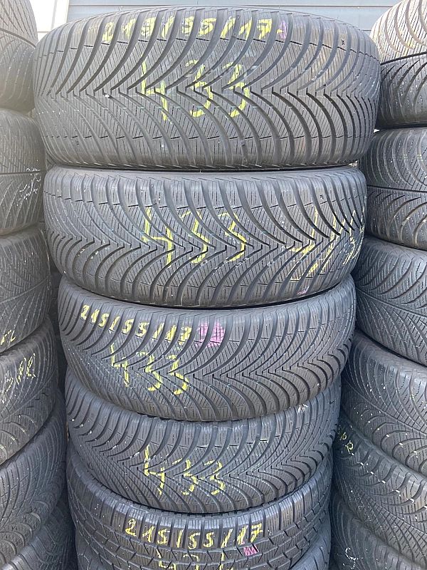 215/55/17 Kumho Solus 4S HA32_6,6mm_4szt_(433)