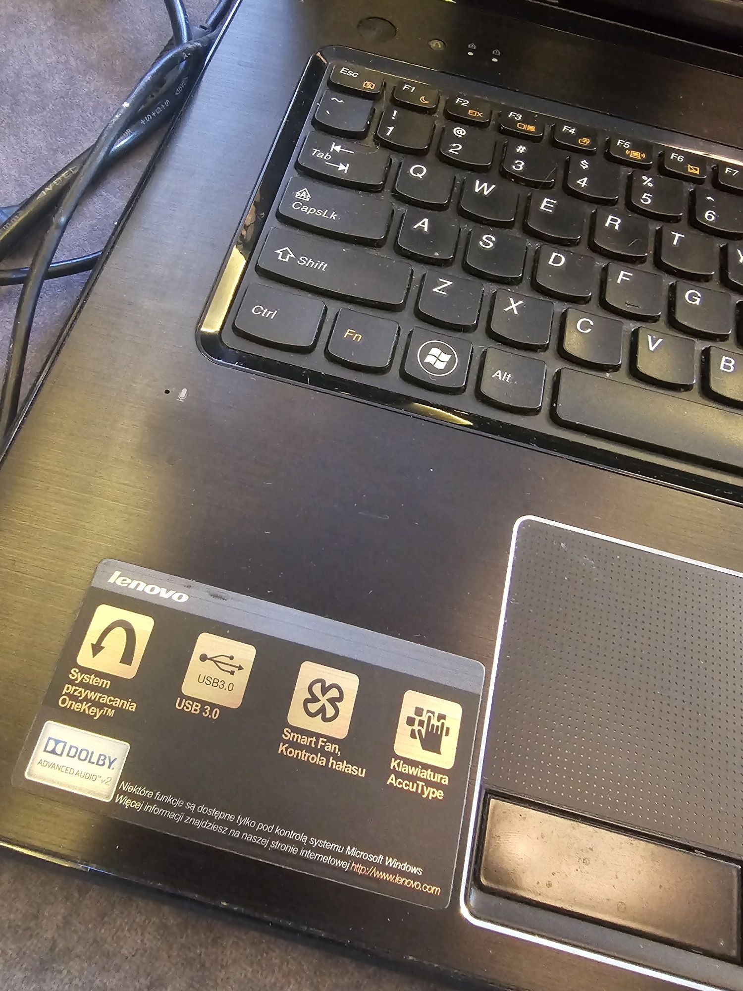 Laptop Lenovo 17.9