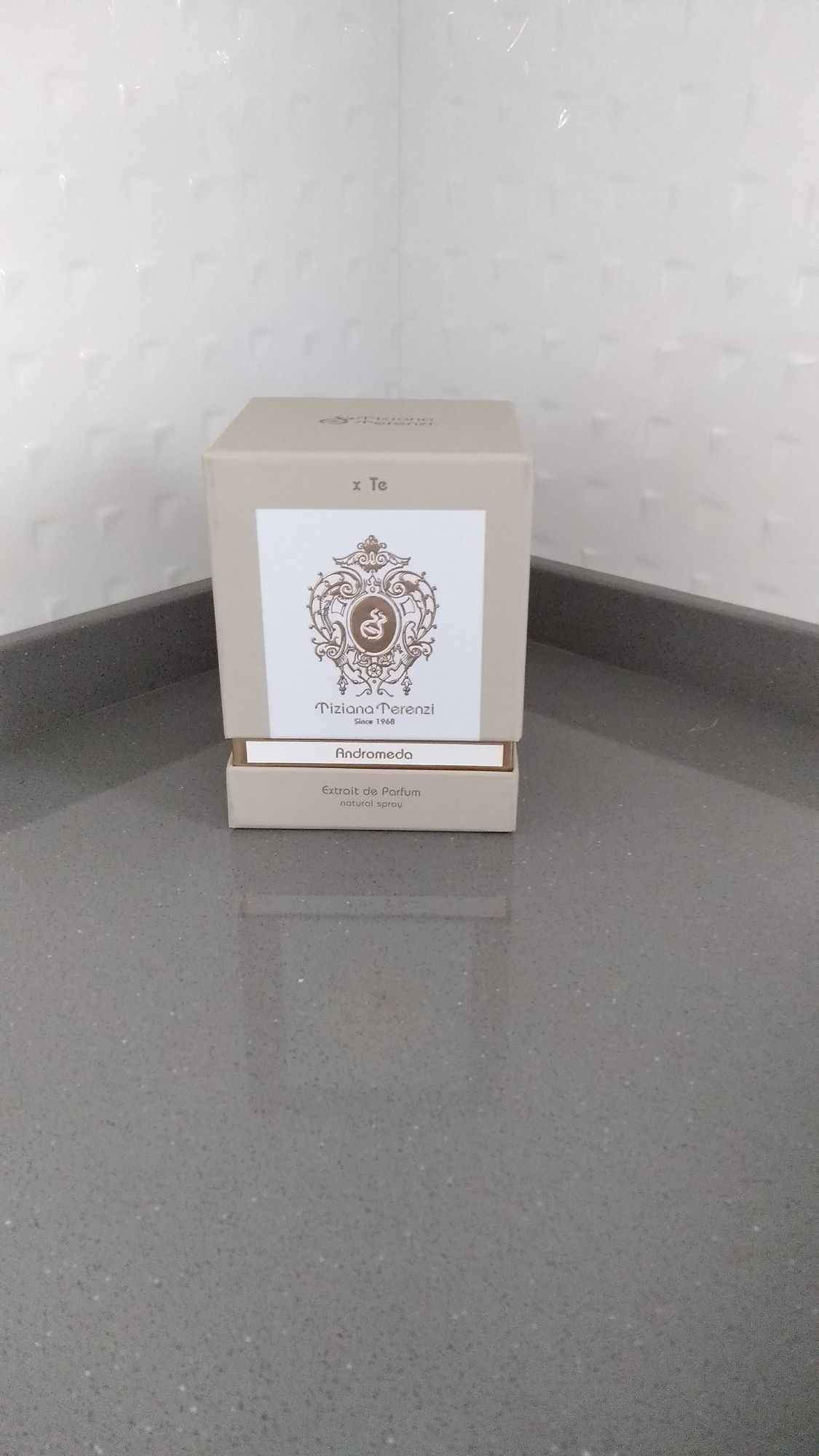Коробка з під Tiziana Terenzi 100 ml
