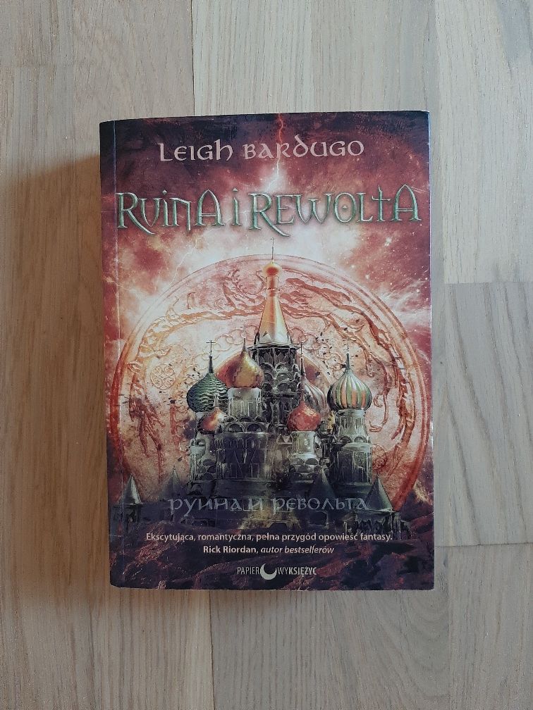 "Ruina i Rewolta" Leigh Bardugo