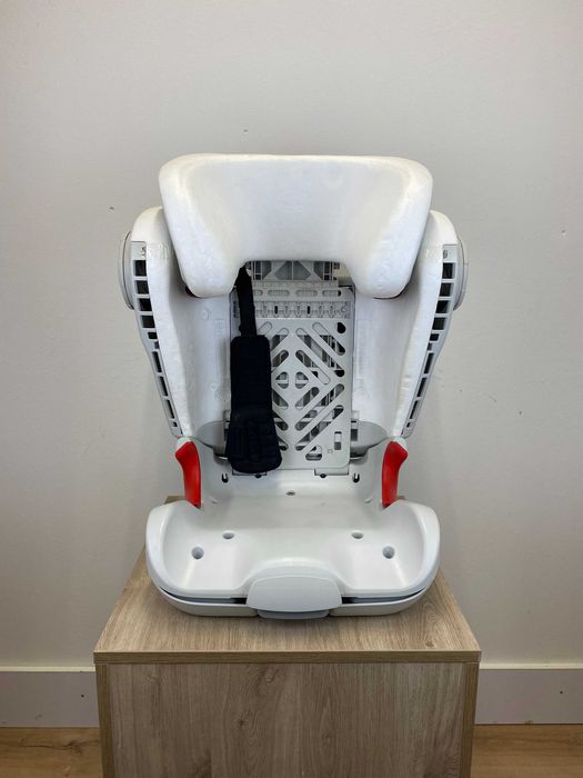 Fotelik samochodowy Britax & Romer Kidfix II XP SICT BR 15-36KG
