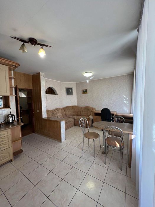 Здається в оренду 1 кімнатна квартира по вул. Тарнавського